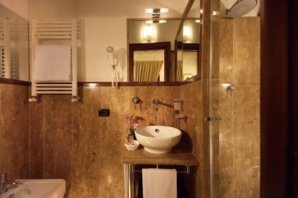 Leonetto Inn Рим Стая снимка